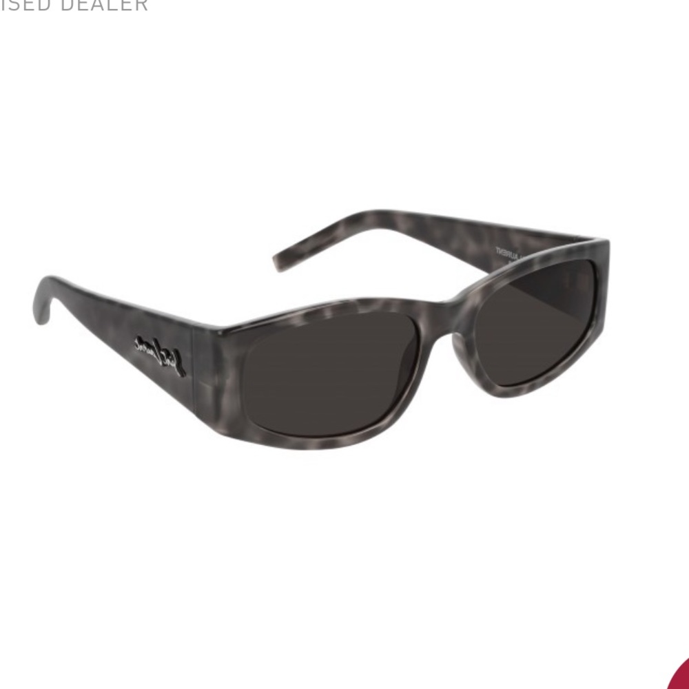 IN SEARCH OF SAINT LAURENT 329 GLASSES